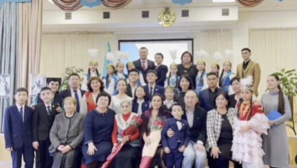 Халық қаһарманы, ел мақтанышына айналған  Роза  Тәжібайқызы  Бағланованың  өмірі мен шығармашылық жолы