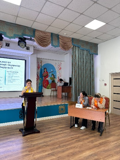 Б.Атыханұлы атындағы 36 гимназияда  Досболlike бағдарламасының аясында 9-10 сынып оқушылары арасында “Мектептегі буллингті жоюдың механизмі” тақырыбында дебат өткізілді.